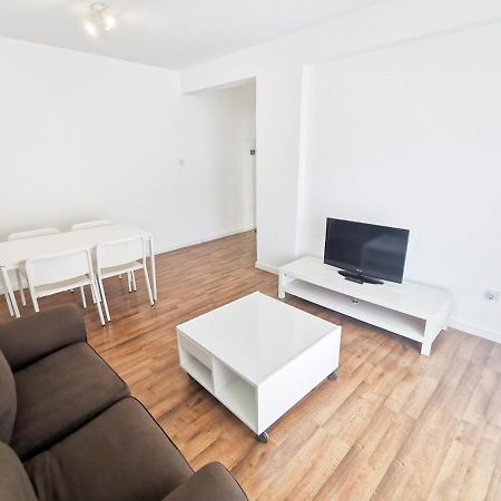 Island Time Holiday Apartment 라르나카 외부 사진